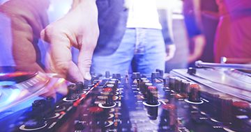 Capture-the-Flag Walk-Through: 8ES_Rock